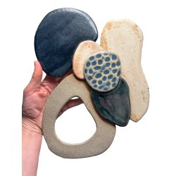 Fragmenter af en varde - Keramik relief