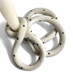 Snirkle snrlke - keramik lysestage - prikket