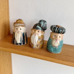 Tre vise mnd - keramikfigur st - lille