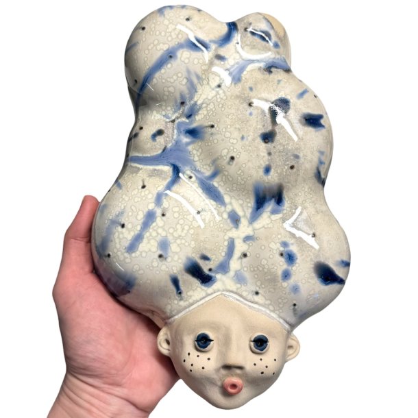 Dame med h�jt h�r - v�g figur