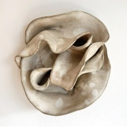 Stoflighed - Keramik relief - Lys rustik #14