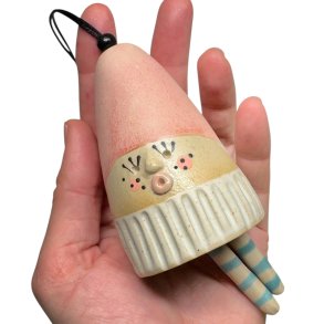 Finurlig klokke - keramikfigur - 130