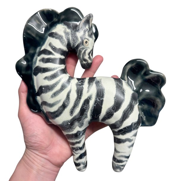 En Zebra - keramik v�gfigur