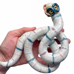 Brilleslange - keramik v�gfigur - Bl� briller
