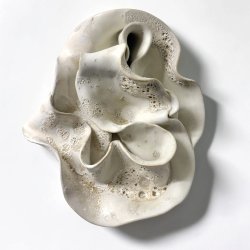 Stoflighed - Keramik relief - Creme #31
