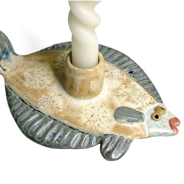 Fladfisk - keramik lysestage - sand