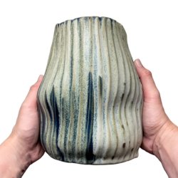 Rillet unika keramik vase - krukke - rillet rustik mix
