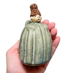 Engel med hjt hr - lille grn