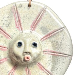 Sol -keramikfigur til vggen - Rosa strler