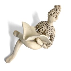 Damen med den store avis - keramik figur