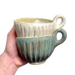 Stille stund - Keramik kop - Lys rillet