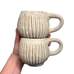 Stille stund - keramik kop - rillet creme rustik