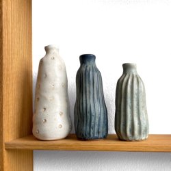 Organisk - keramik vase - Blgrn rillet