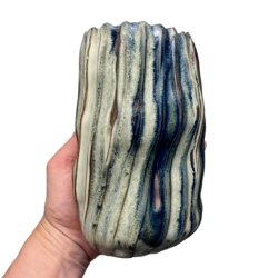 Rillet unika cylinder keramik vase -  bl creme