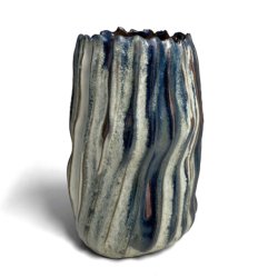 Rillet unika cylinder keramik vase -  bl creme