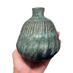 Tvist - keramik vase  - grn rustik