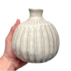Stor srling - Keramik vase - creme rillet