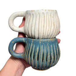 Stille stund - keramik kop - rillet hvid