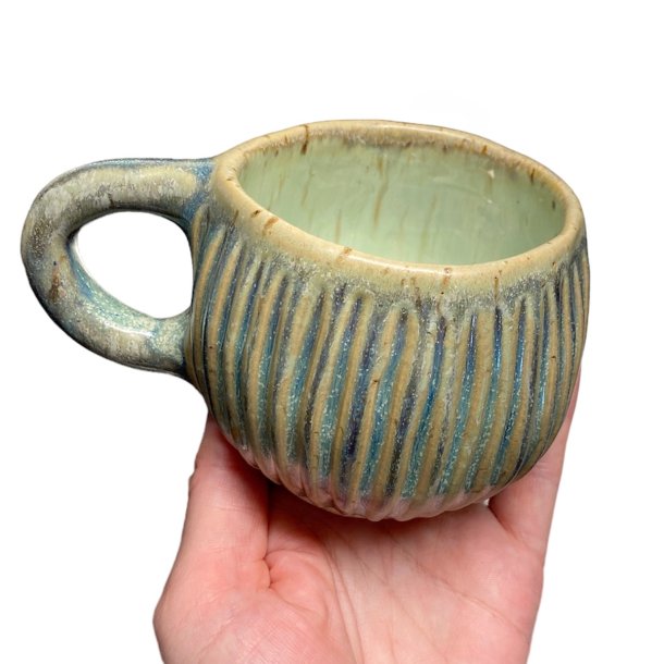 Stille stund - keramik kop - rillet grn