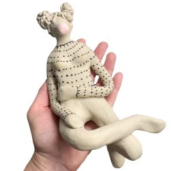 Bubblegum blsende pige - hnge/ ligge keramik figur