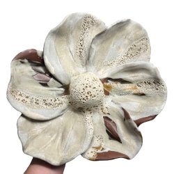 Stor keramik blomst - vgrelief