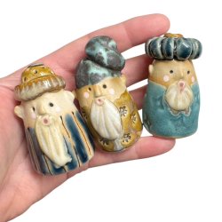 Tre vise mnd - keramikfigur st - lille