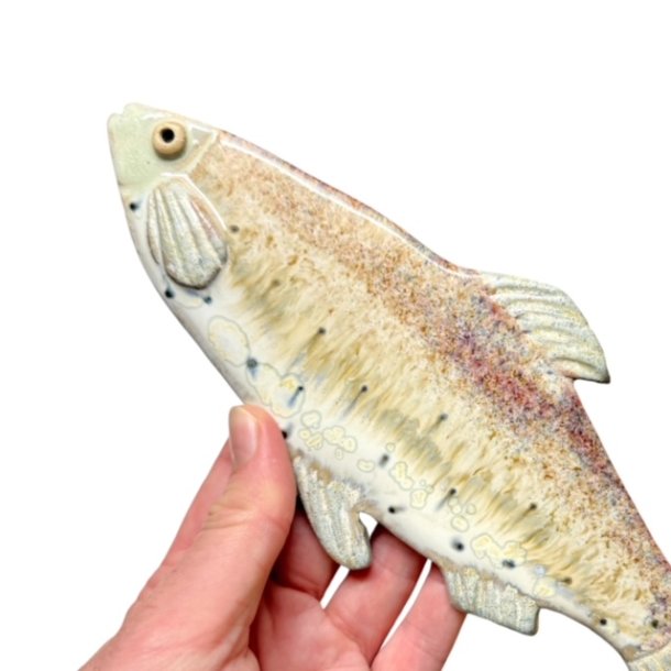 Lkker sild - keramik fisk til vggen - rosa