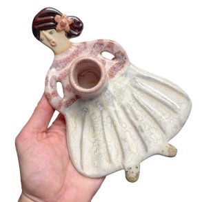 Kvinden med lyset - lysestage - Karoline