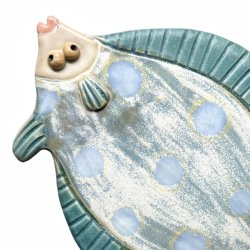 Bl-grnsptte - keramik fladfisk til vggen