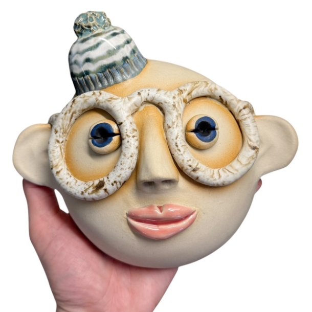 Hat og briller - keramik vgophng - Viggo