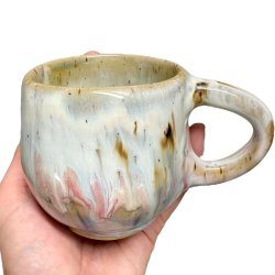 Et vld af farver - keramik kop