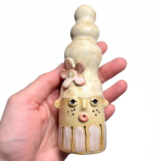 REKRUT No. 107 - keramik figur