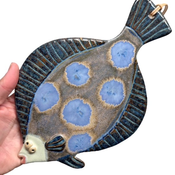 Bl sptte - keramik fladfisk til vggen