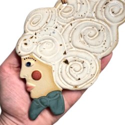 Mademoiselle krlle - keramik vgophng- Frken