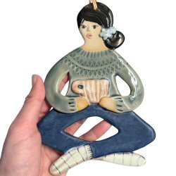 Kaffestund - keramik dame vgophng - Amanda