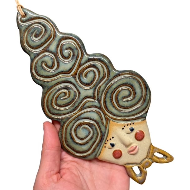 Mademoiselle krlle - keramik vgophng - Bella