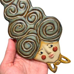 Mademoiselle krlle - keramik vgophng - Bella