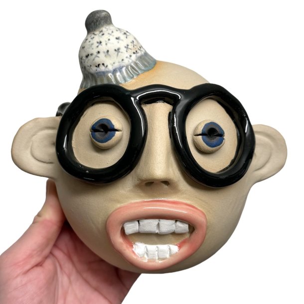 Hat og briller - keramik vgophng