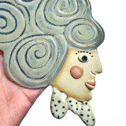 Mademoiselle krlle - keramik vgophng- Frida