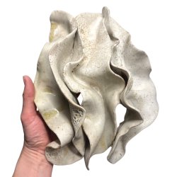 Stoflighed - Keramik relief - Creme rustik