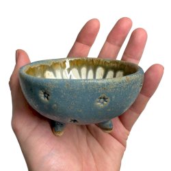 Tre-benet keramik skl - bl blomst