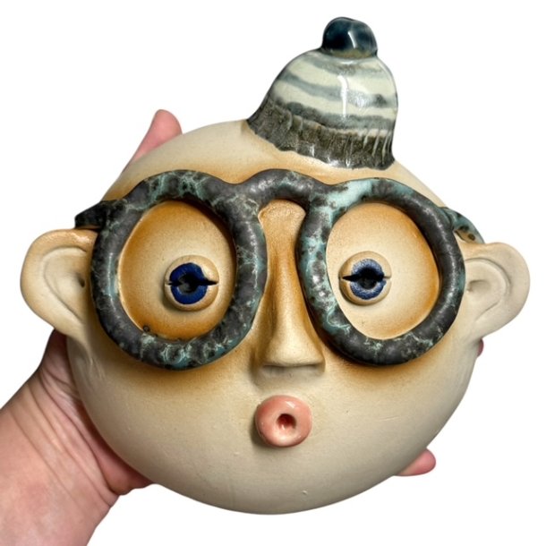 Hat og briller - keramik vgophng 19