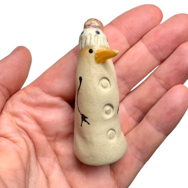 Lille finurlig keramik snemand - n gulerod - rosa