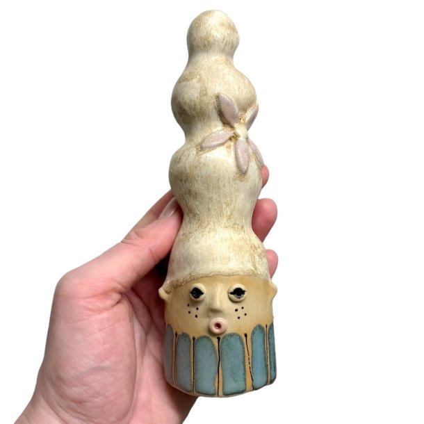 REKRUT No. 104 - keramik figur