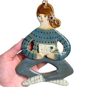 Kaffestund - keramik dame vgophng - April