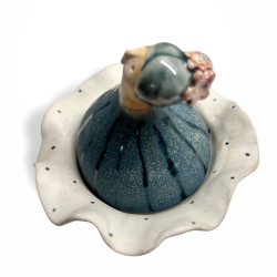 Prikker og flser- dame keramikkrukke med lg