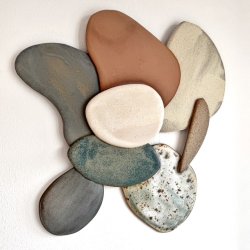 Fragmenter af en varde - Keramik relief