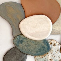 Fragmenter af en varde - Keramik relief