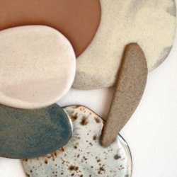 Fragmenter af en varde - Keramik relief