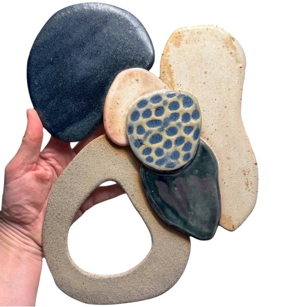 Fragmenter af en varde - Keramik relief